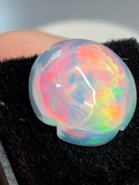 Ethiopian Opal Rose carving- Multicolor Play